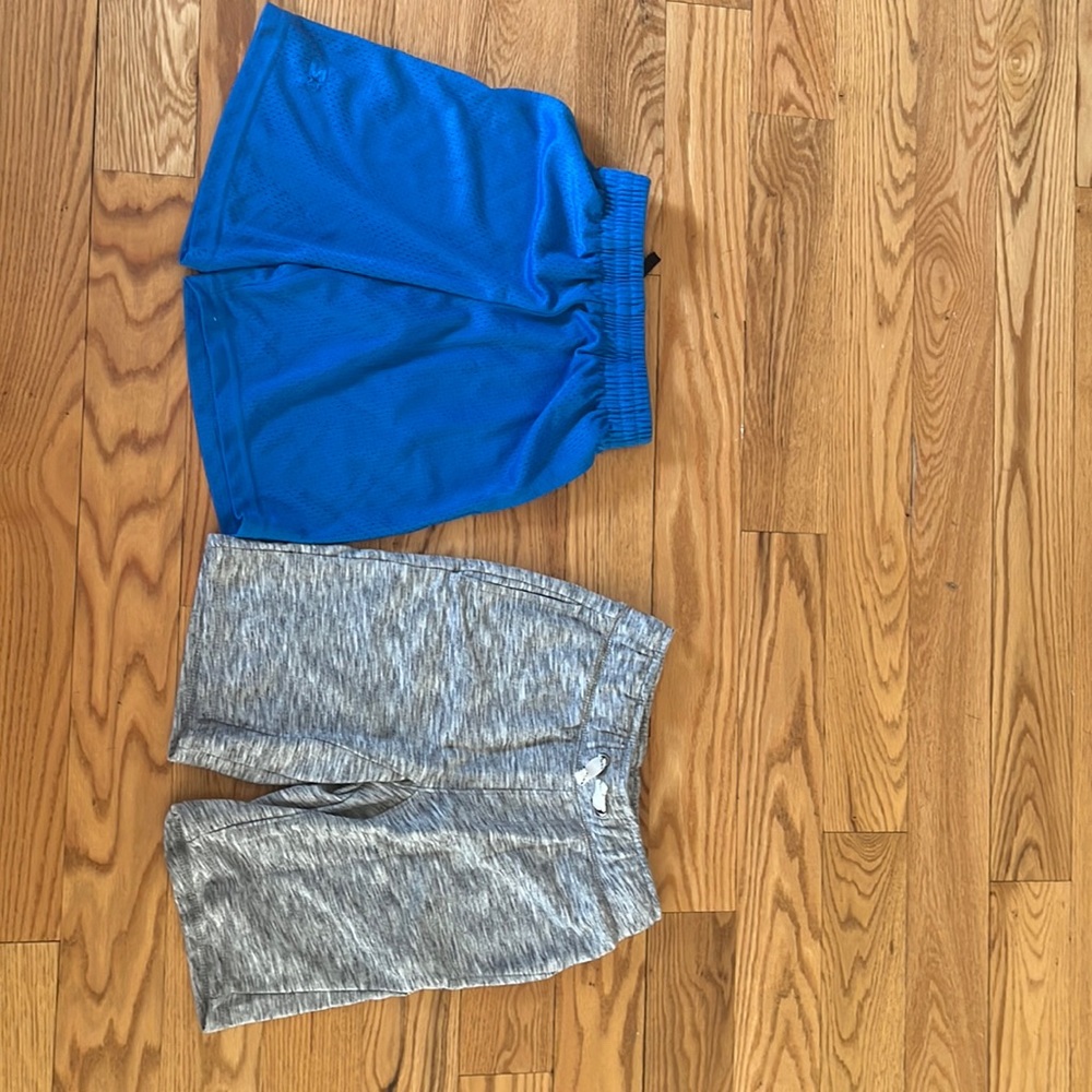 2 pairs of boys shorts